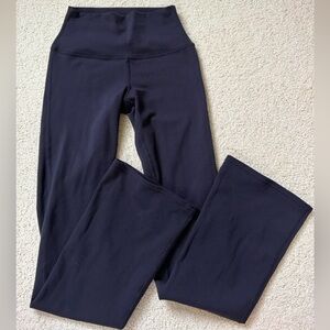 ALO Yoga High-Waist 7/8 Bootcut Leggings Black Size XXS